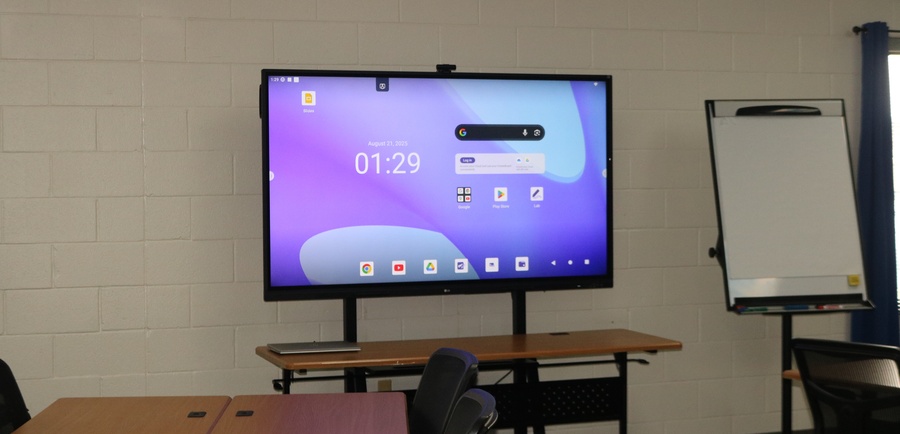Sahuarita Intermediate School purchased LG CreateBoard interactive smart boards for selected classrooms 